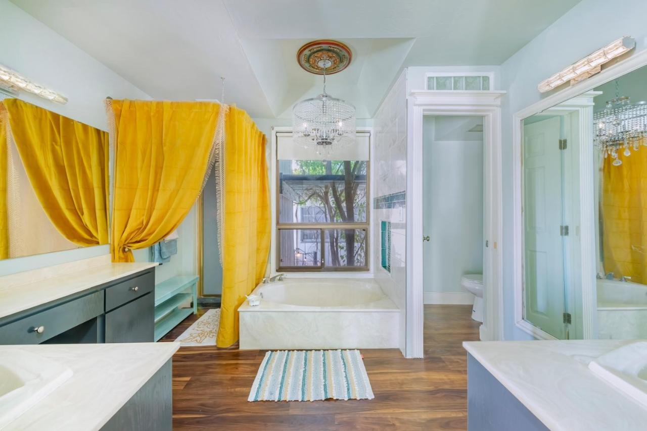 Smart Solution - Individual Private Bed-Pods In Gorgeous Shared Space - Women Only Dorm In Room 5 - Coed House - Full-Sized Mattresses In Individual Pods - With Built-In Private Storage - Gorgeous Shared Room - Affordable Luxury - Sparrow House Phoenix Exterior photo