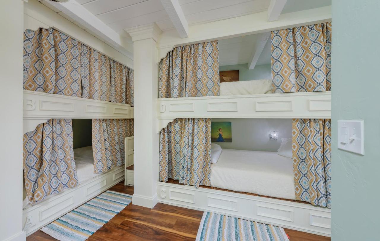 Smart Solution - Individual Private Bed-Pods In Gorgeous Shared Space - Women Only Dorm In Room 5 - Coed House - Full-Sized Mattresses In Individual Pods - With Built-In Private Storage - Gorgeous Shared Room - Affordable Luxury - Sparrow House Phoenix Exterior photo