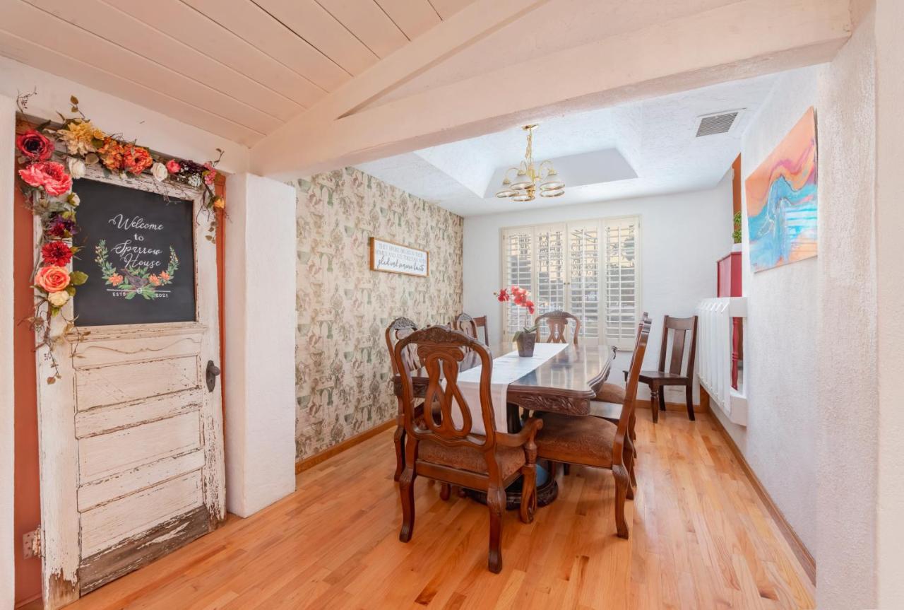 Smart Solution - Individual Private Bed-Pods In Gorgeous Shared Space - Women Only Dorm In Room 5 - Coed House - Full-Sized Mattresses In Individual Pods - With Built-In Private Storage - Gorgeous Shared Room - Affordable Luxury - Sparrow House Phoenix Exterior photo